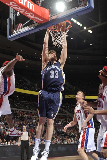 而是基于材 而是基于材